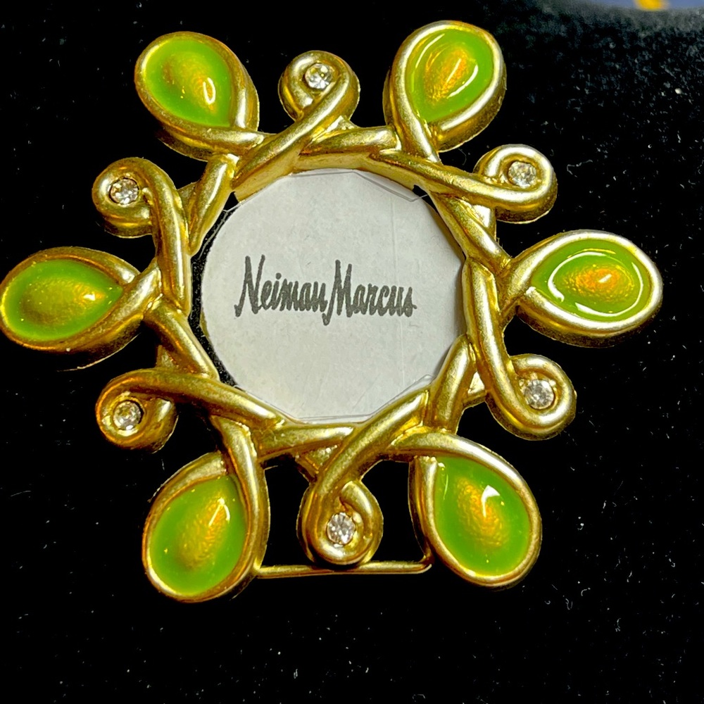 Jay Strongwater for Neiman Marcus SWAROVSKI CRYStal  2.5” clip & mini pic frame